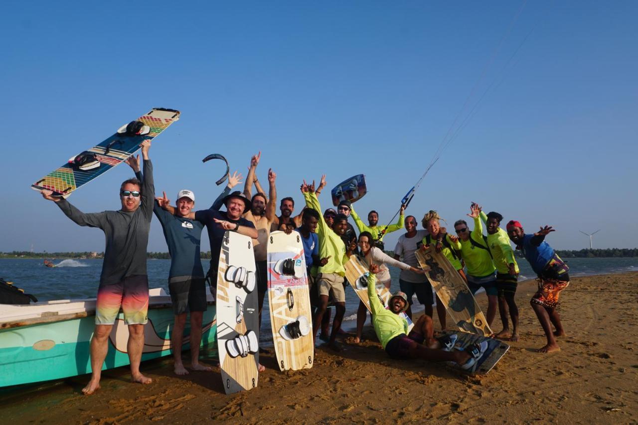 Отель Margarita Kitesurfing School Sri Lanka Калпития Экстерьер фото